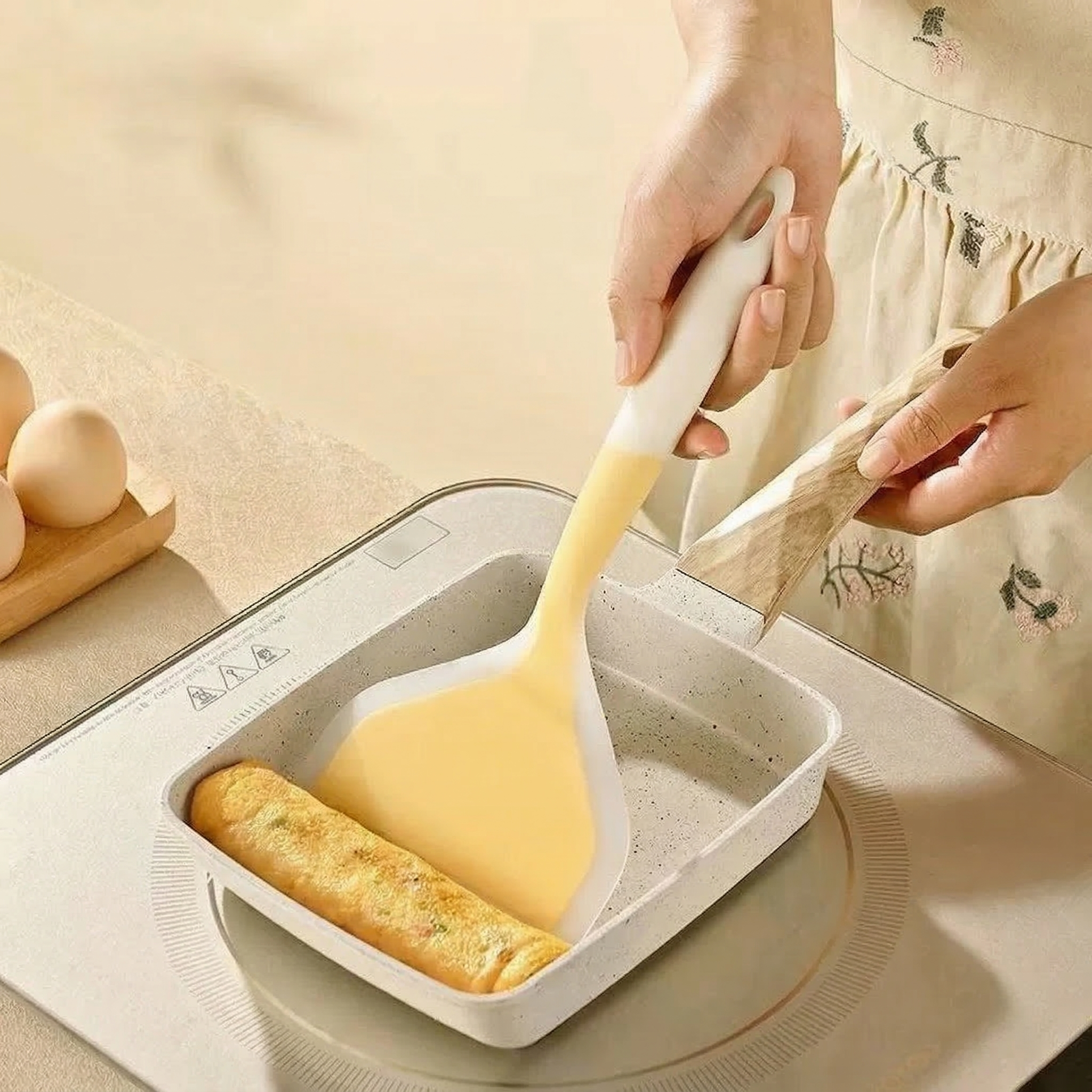 Food-grade silicone spatula